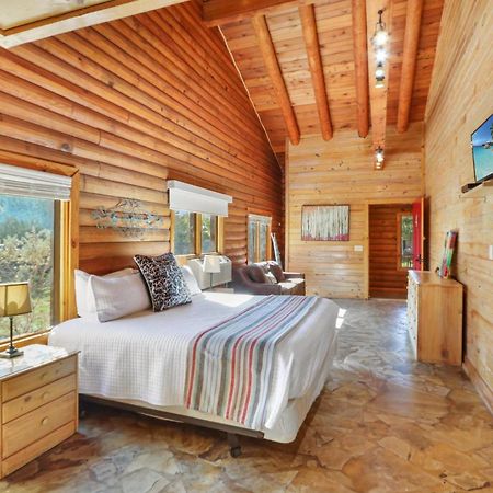 Wimberley Log Cabins Resort And Suites- Unit 4 Kültér fotó